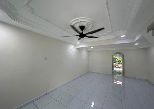 Kota Masai Jln tembikai nice house unblock view, grab promo🔥🔥 4