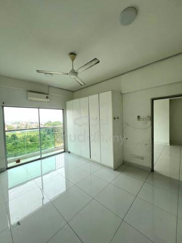 The Twin Residences @ Tampoi 1