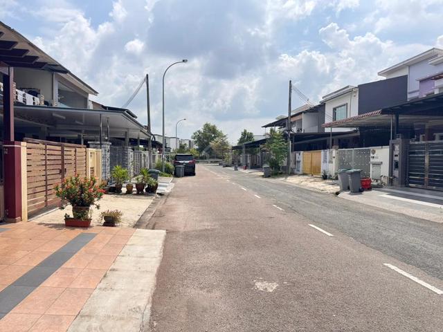 hot area TMN BUKIT INDAH 24 terrace reno kitchen extended freehold g&g 1