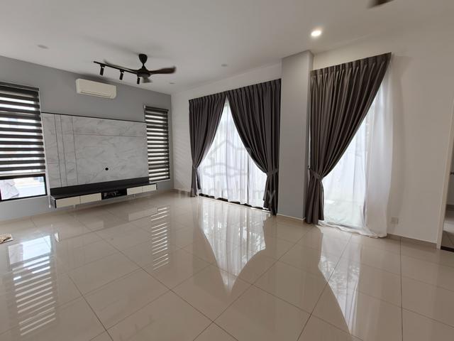 2 Sty Avenham Eco Grandeur Puncak Alam Regent Norton Graham, Cabinet 1