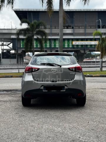 2015 Mazda 2 1.5 SKYACTIV (A) - 5