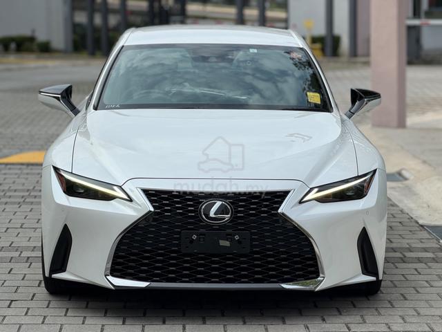 2023 Lexus IS300 2.0 BASE - 1