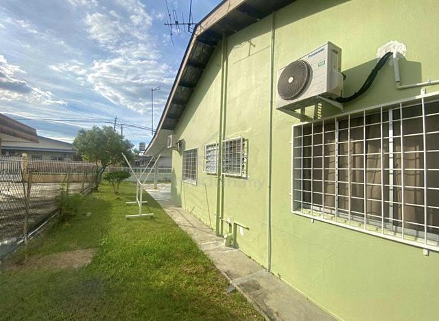 Luyang Semi-D Single Storey House for Rent 1