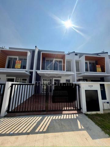 Double Storey House Dua Ruby Parkhomes @ Taman Ruby 1