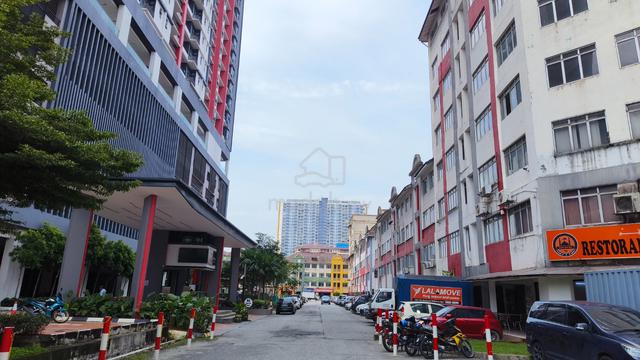 ROI 6% 2nd + 3rd ( 3000sf ) End Lot office @ Tmn Mas Puchong 1
