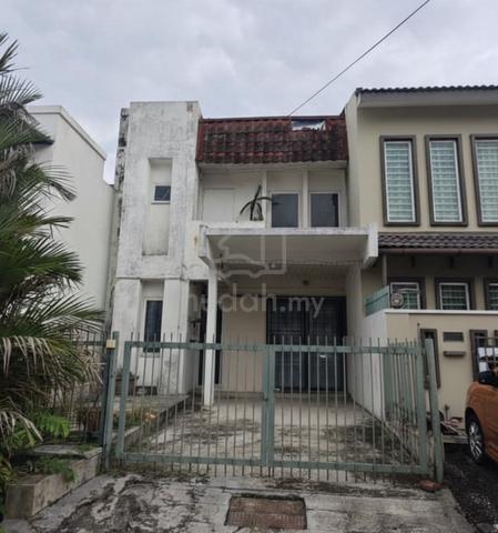 Rumah Untuk Dijual – Leasehold
1