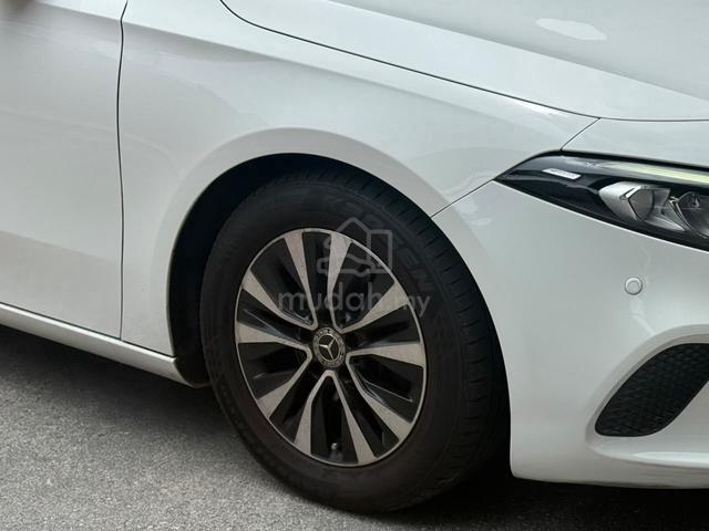 2021/25 Mercedes Benz A180 1.3 TURBOAMG LOAN KEDAI - 5