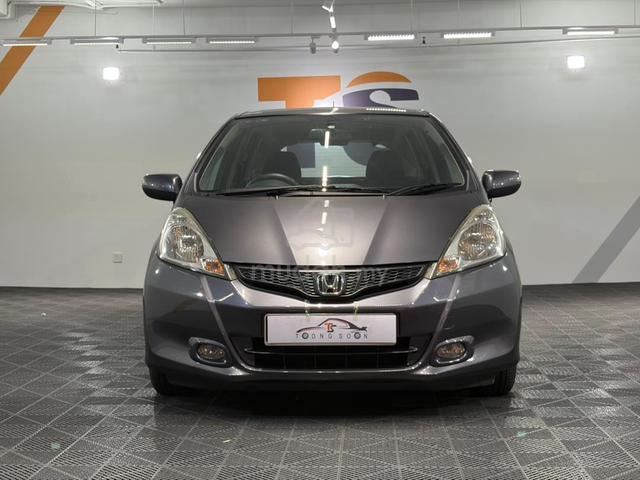 2014 Honda JAZZ 1.5 E (A) / FULL LOAN - 4