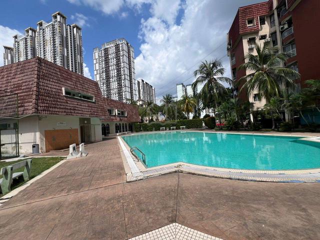 Teratai Mewah Condominium 1