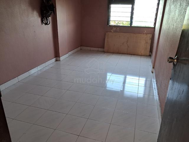 Taman Tasek Rethina Flats 1