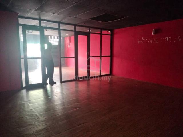 Ground Floor Shop for Rent – Ideal for Clinic or Pharmacy Taman Cempak 3