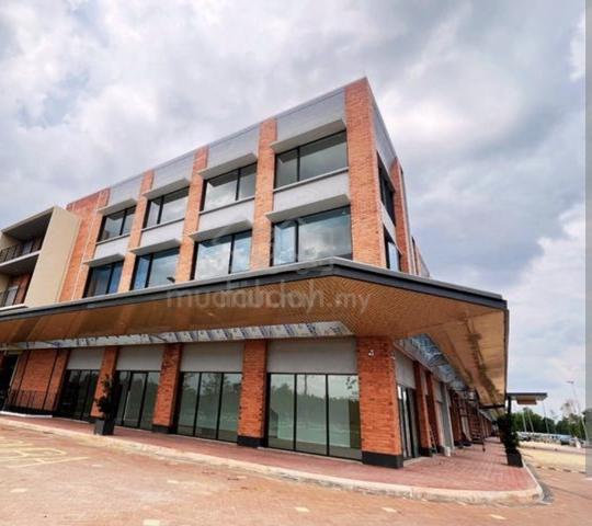 Persiaran Cove Sentral, Bandar Gamuda Cove, Shops / Office for Rent 1