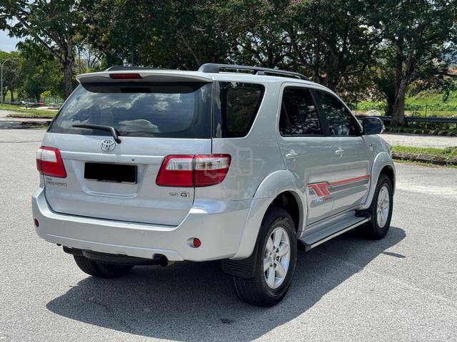 2010 Toyota FORTUNER 2.5 G FACELIFT (A) D-4D Wrty - 2