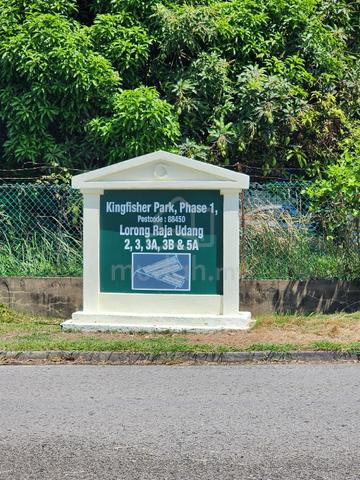 Taman Kingfisher Phase 1 @ Likas 2