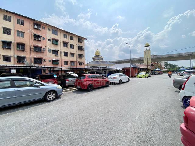 Flat Puchong Permai 1