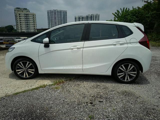 2016 Honda JAZZ 1.5L V (A),ORI MILLEAGE,TIP TOP CO - 4