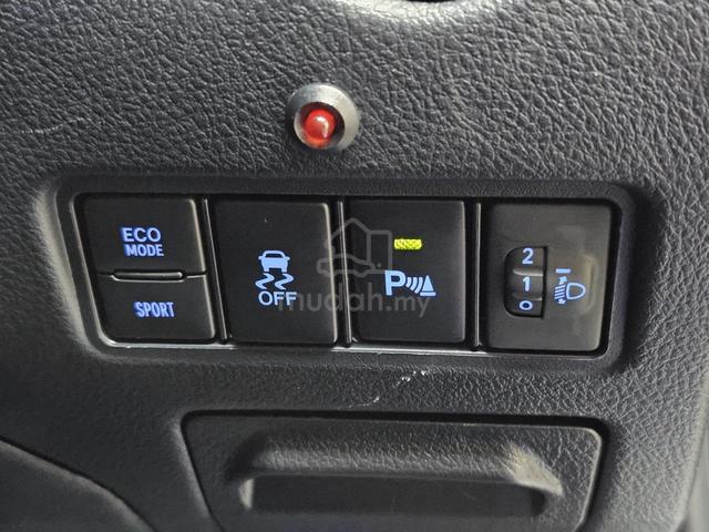 2019 Toyota YARIS 1.5 E (A) LOW MILEAGE WARRANTY - 5
