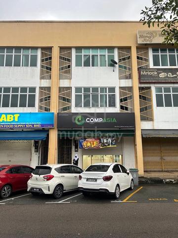 Triple Storey Shop Lot Jalan Delima Pontian Bandar 2 Johor 1