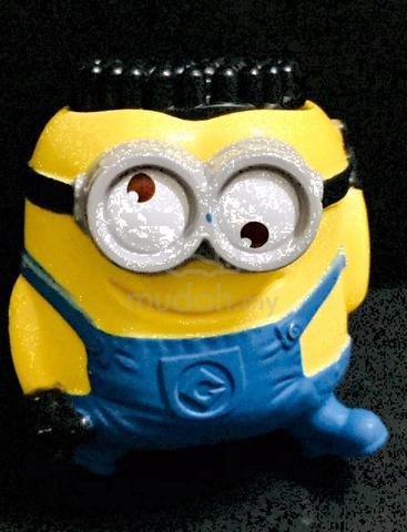 2013 McDonalds Minions Collectible Toys - photo 2 of 5