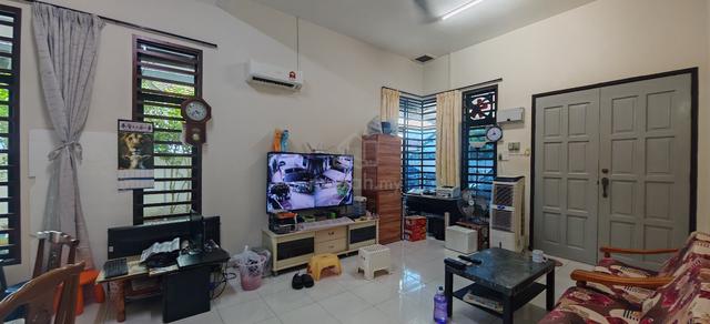 1 stry cluster semi d bukit larang indah telok emas 1