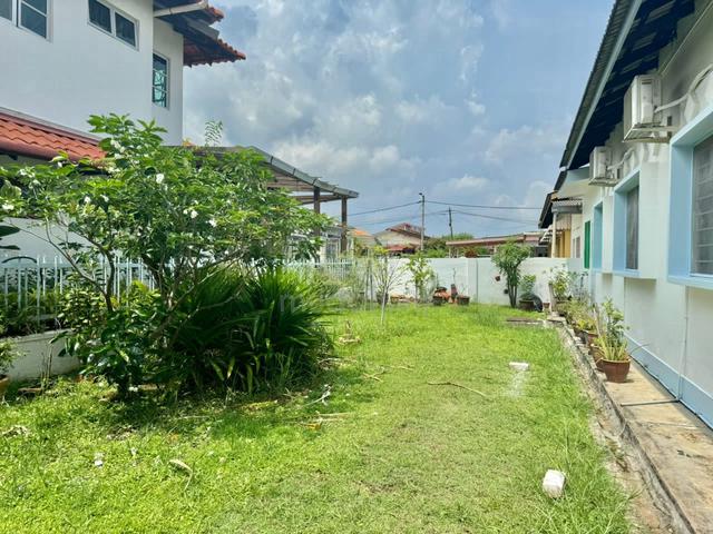 Single Storey Semi D Tmn Seaview Ujong Pasir 1