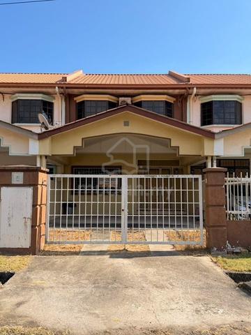 Rumah Teres 4 Bilik yang Indah dan Permai 1