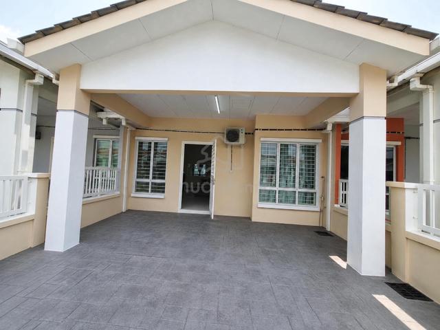 22’X65’, 3R2B Single Storey Terrace Pinang Hillpark, Puncak Alam 1
