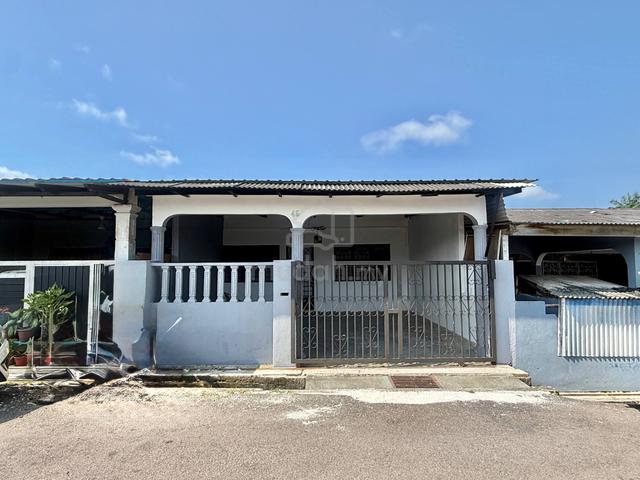 Taman Puteri, Kluang, Single Storey Low Cost Terrace, 20x55, ubahsuai 1