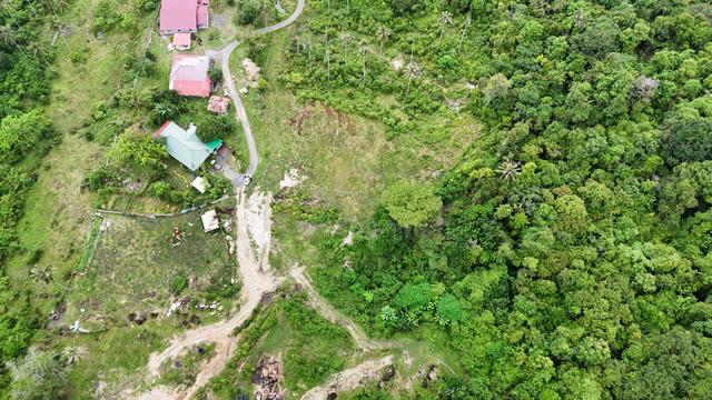 Langkawi Hillside Gem Overlooking Pantai Kuala Muda and airport 1