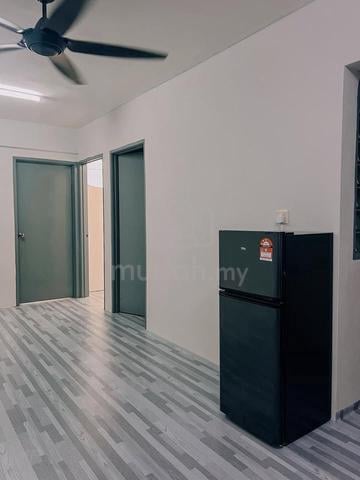 1 Small Room Left 1