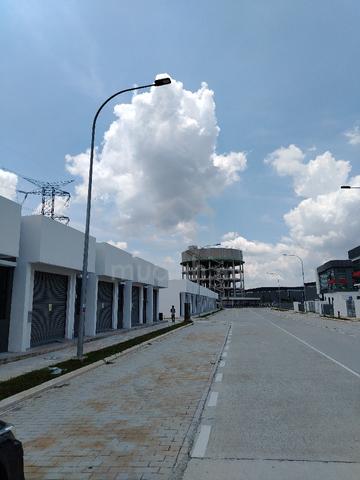 Kilang Teres 1 Tingkat BARU – LOKASI STRATEGIK BANTING!  1