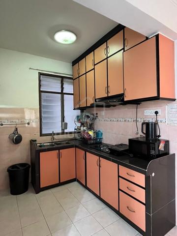 Desa Bayan Apartment 4