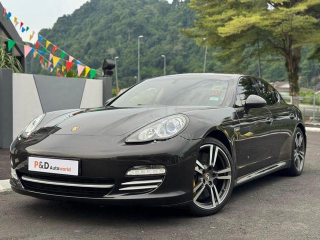 2011 Porsche PANAMERA 3.6 4 970 (A) - 1