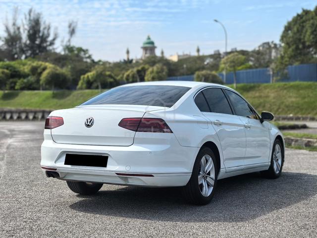 2018 Volkswagen PASSAT 1.8 TSI COMFORTLINE B8 Wrty - 2