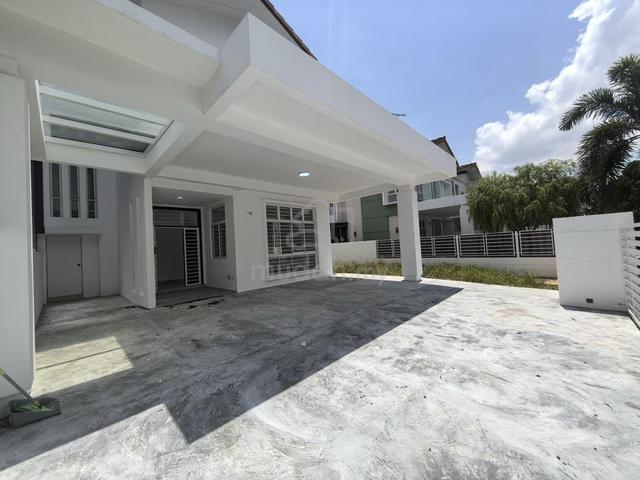 Taman Ponderosa Double Storey Semi Detached House 4bed Johor Bahru 1