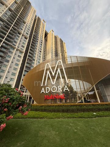 M Adora 1