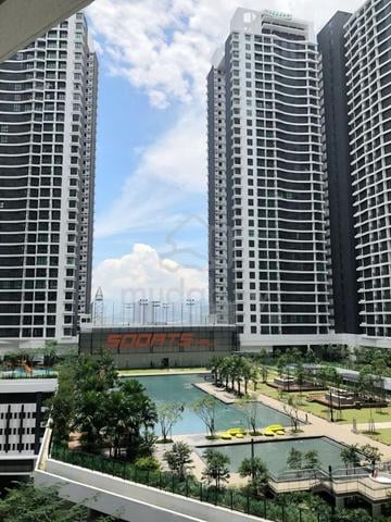 KL Traders Square Residences 1