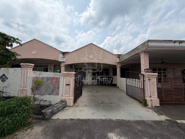 JALAN PUTERI, Bandar Baru Tangkak Single Storey Unit For Sale 1