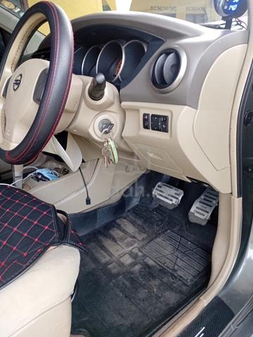 2009 Nissan GRAND LIVINA 1.6 CLASSIC/COMFORT (A) - 5