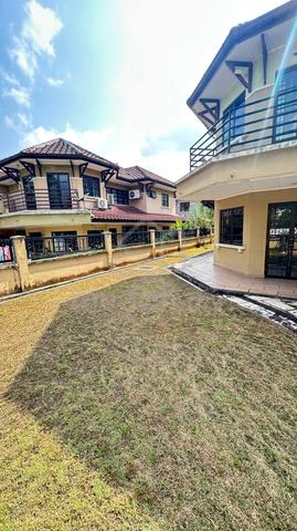 Bandar Kinrara Spacious 2 Storey Semi-D with good condition 1