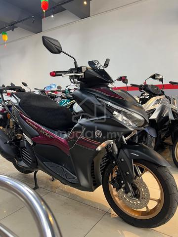 used yamaha nvx v2 abs keyless 2023 low mileage - photo 3 of 6