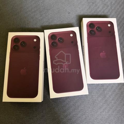 Iphone 18 pro Max Like New - photo 2 of 3