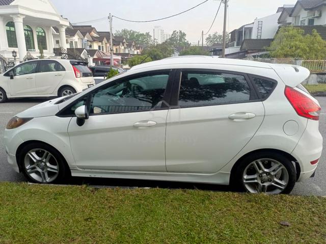 Ford FIESTA 1.6 SPORT AUTO 2011 - 3
