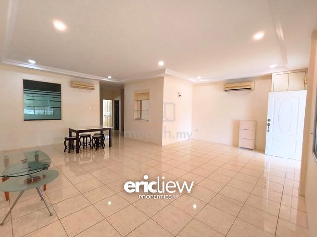 Double Storey Terrace house at Stampin Tengah for Rent 1