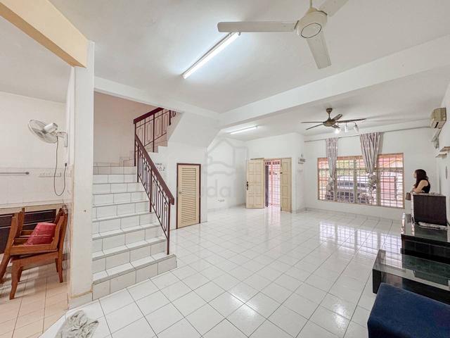 BOOKING 1K | Double Storey Terrace Taman Pelangi Semenyih Semenyih 4