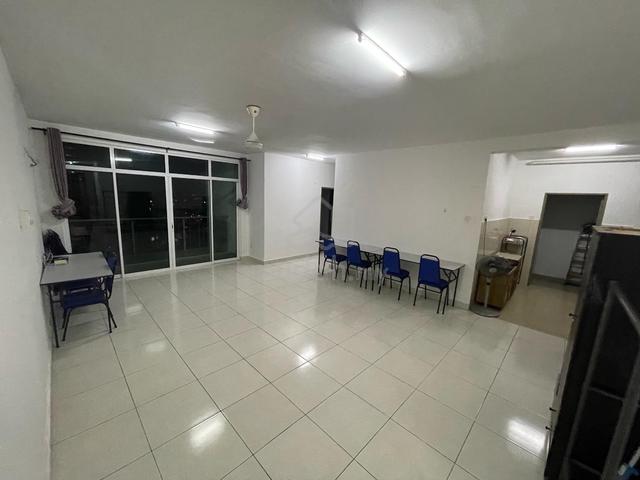 Bilik (+Bathroom) Puncak 7 Residences Wanita 1