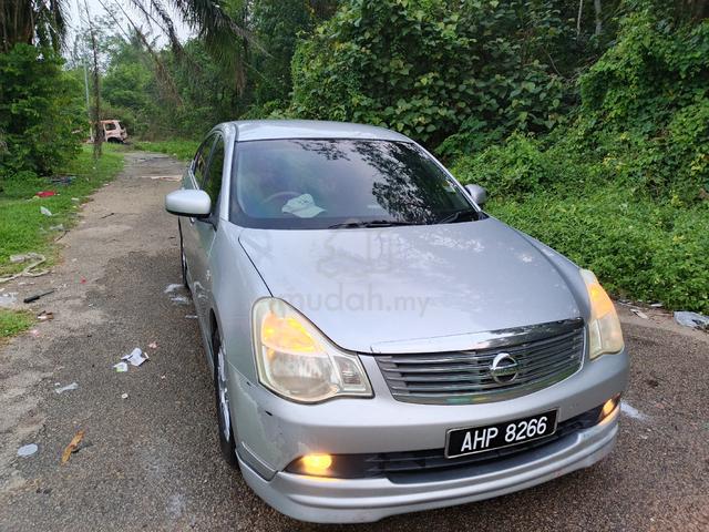 2011 Nissan SYLPHY 2.0 LUXURY NAVI G11 (A) - 1