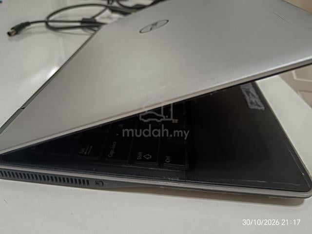 Dell Latitude E7240| Intel i5 | 8GB RAM | 256GBSSD - photo 3 of 4