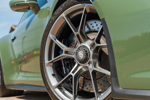 2021 Porsche 911 GT3 Touring EXCLUSIVE MANUFAKTUR - 4