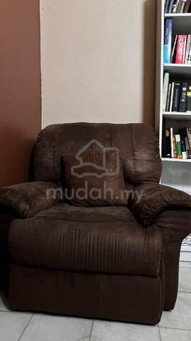 single seater sofa for sale - photo 2 of 6